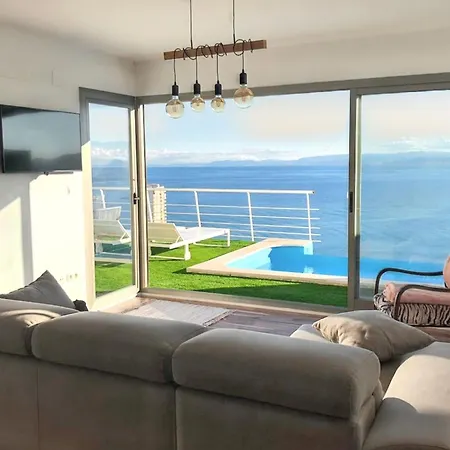 Villa Elegant: Seaside Retreat With Private Pool In Cullera